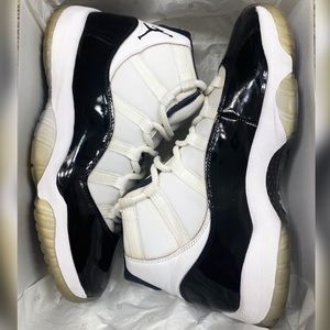 Air Jordan 11 Retro 'Concord'